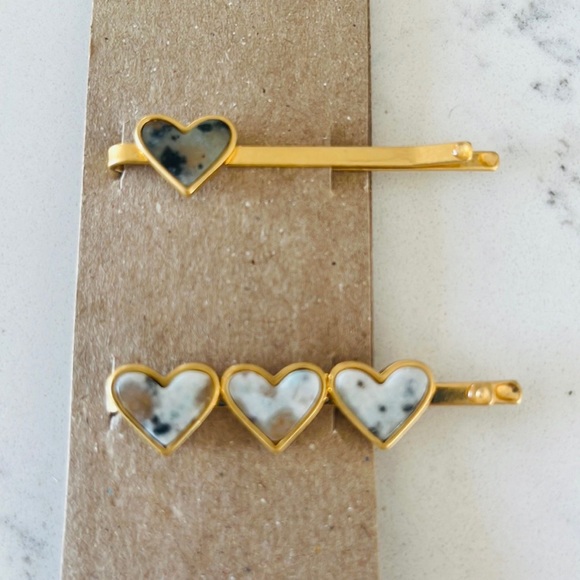 Madewell Two-Pack Stone Heart Hair Pins - Picture 8 of 12